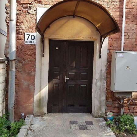 Viestura Apartamenti Daugavpils Buitenkant foto