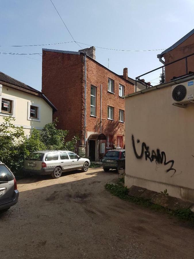 Viestura Apartamenti Daugavpils Buitenkant foto